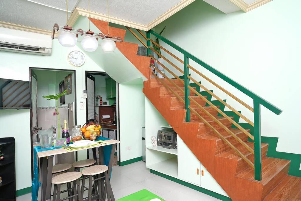 Golden V Primera Unit A Malolos Exterior foto