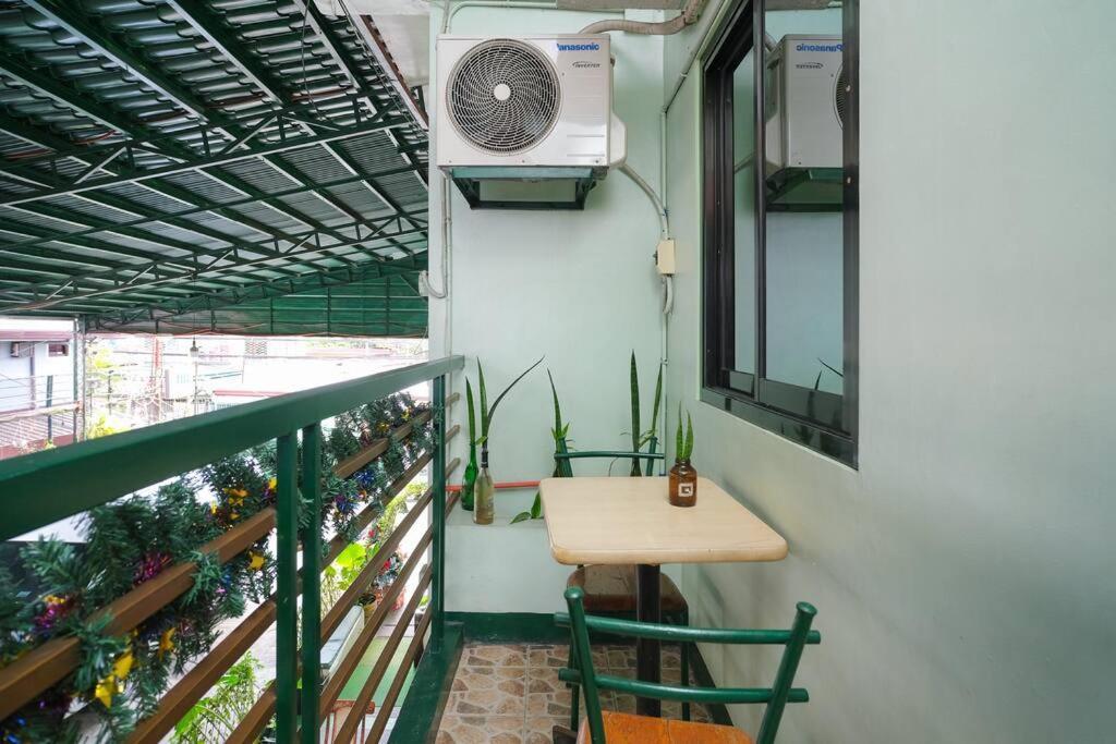 Golden V Primera Unit A Malolos Exterior foto