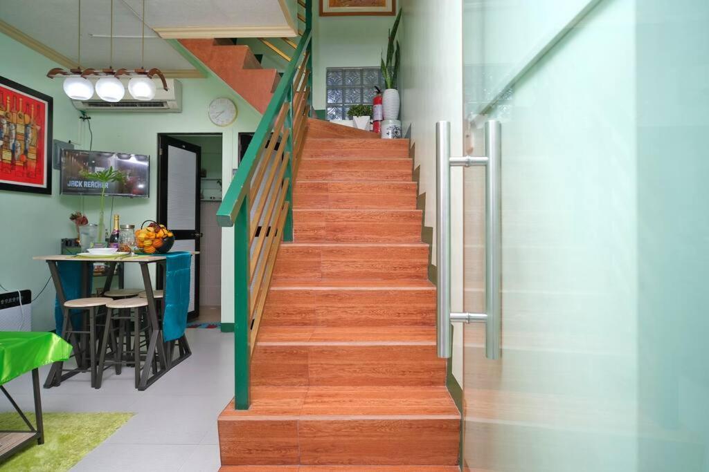 Golden V Primera Unit A Malolos Exterior foto