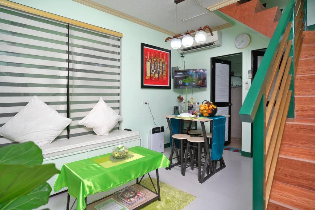 Golden V Primera Unit A Malolos Exterior foto